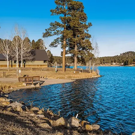 The Lakeview Escape
